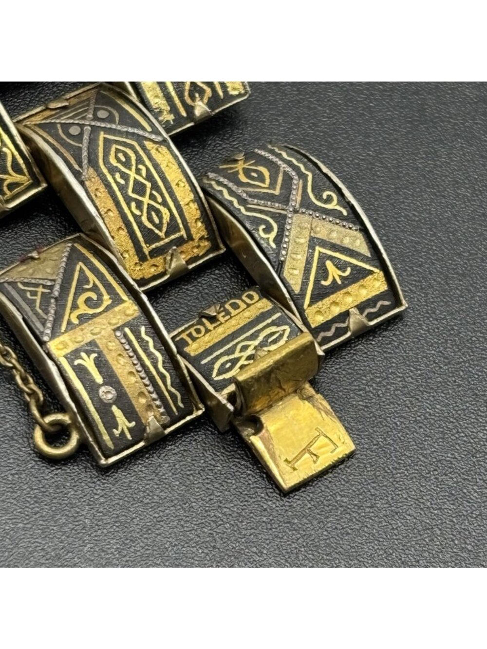 Vintage Damascene Bracelet With Initials Three Rows of Articulated Links, Signed - Picture 7 of 16